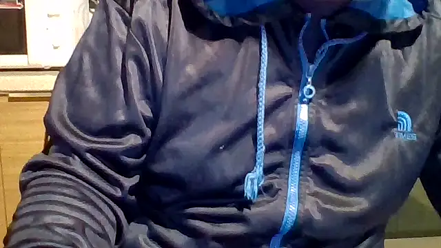 Snapshot of woww791 chatting on March 6, 4:14 pm woww791 online show from March 6, 4:14 pm