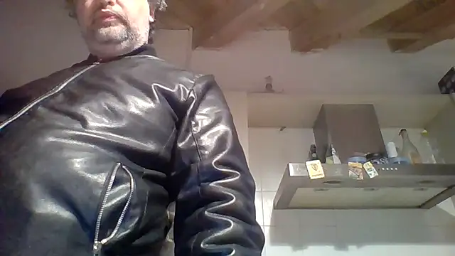 Snapshot of woww791 chatting on March 26, 2:11 pm woww791 online show from March 26, 2:11 pm