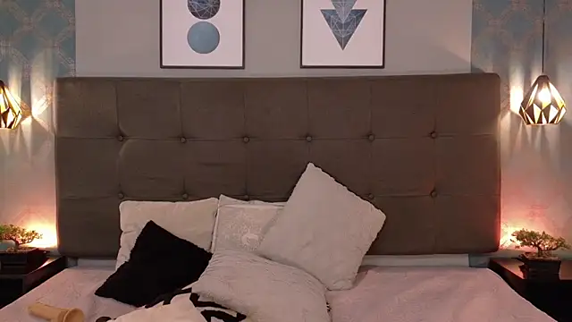 Madisonsmiith online show from January 11, 2:09 am