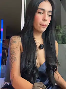 DaphneUwu online show from August 1, 2:22 am