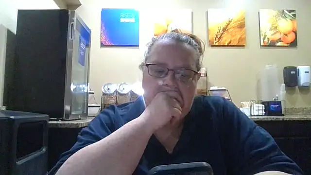 Hornybbw1978 online show from October 16, 6:36 am