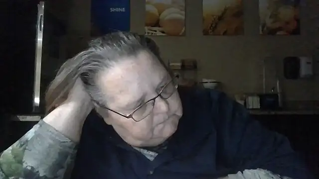 Hornybbw1978 online show from November 26, 8:15 am