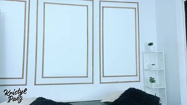 kristyl paez online show from December 16, 8:25 pm