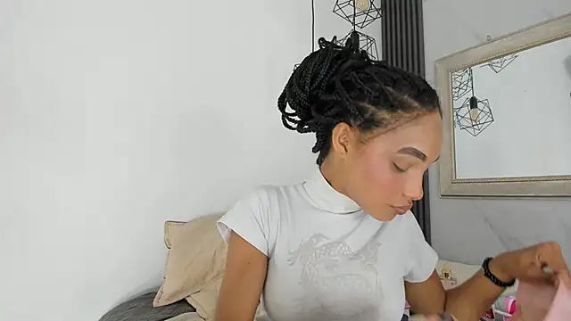 kristyl paez online show from May 24, 7:19 pm