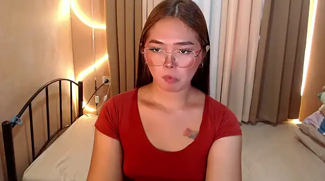 Itsme claire online show from December 4, 3:04 am