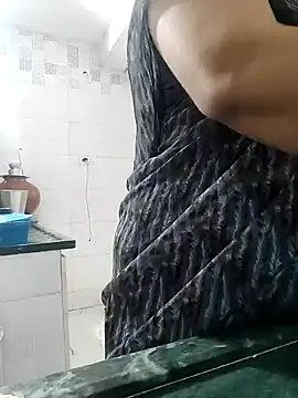 Riyasingh9 online show from December 23, 11:47 am