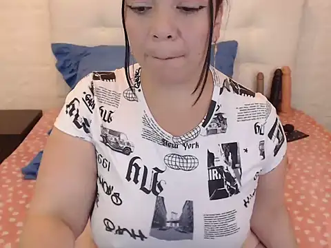 Angiee BBW online show from March 11, 9:04 pm