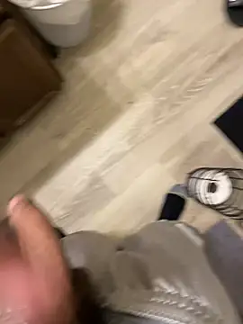 Snapshot of Nando49_ chatting on February 12, 7:02 am Nando49 online show from February 12, 7:02 am