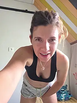 Lina lou4 online show from July 27, 11:28 am