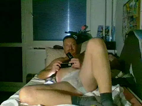 82liska online show from October 25, 5:04 am