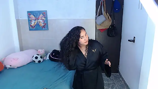 luciana keating online show from March 28, 5:40 am