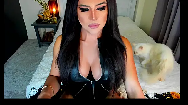 MissNaughtyTyra online show from March 15, 1:55 am