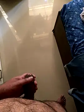 Rahuldhe22 online show from October 13, 6:35 am