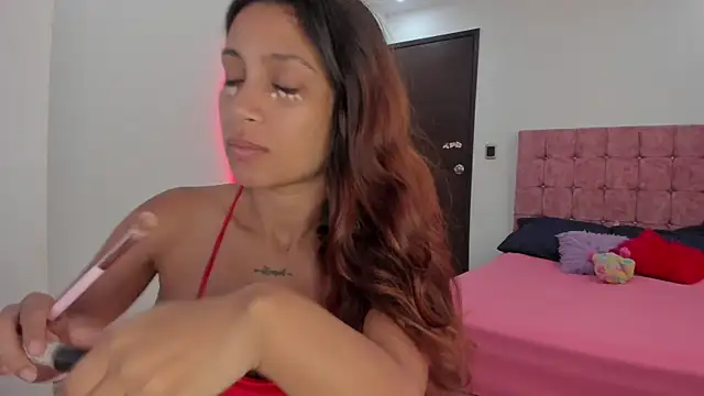 cora 22 online show from June 17, 1:01 pm