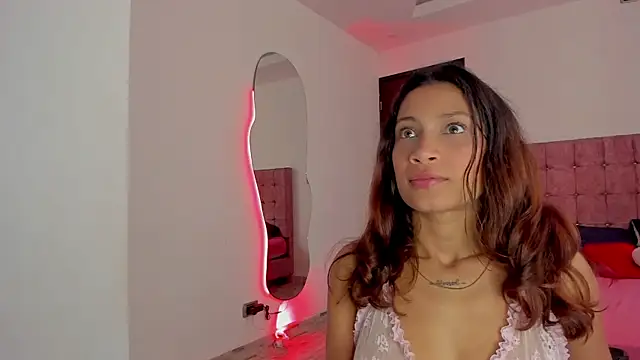 cora 22 online show from July 16, 1:39 pm