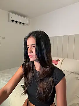 Snapshot of I_am_kat chatting on October 23, 1:27 am I am kat online show from October 23, 1:27 am