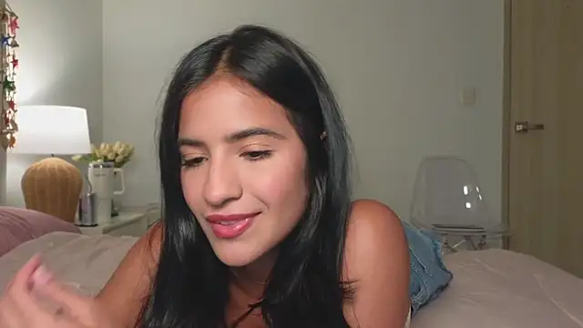 Snapshot of I_am_kat chatting on April 25, 2:36 am I am kat online show from April 25, 2:36 am