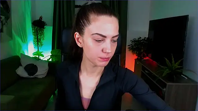 EmilyWilden online show from January 4, 9:43 am