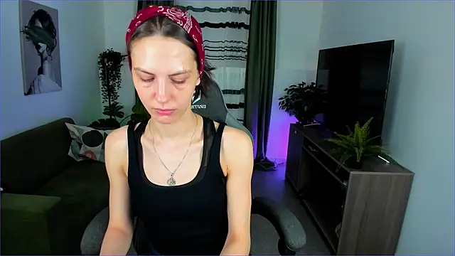 EmilyWilden online show from January 16, 8:33 am