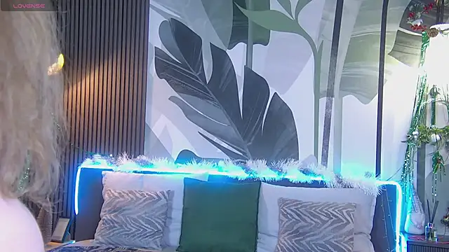 RubyValen online show from December 23, 1:08 am