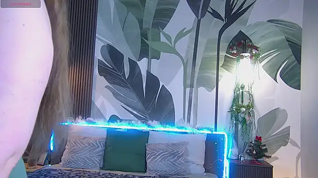 RubyValen online show from December 27, 1:11 am