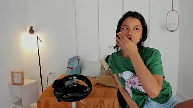 sexychanell 18 online show from December 20, 3:42 pm