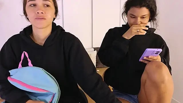 Snapshot of sexychanell_18 chatting on September 30, 12:54 pm sexychanell 18 online show from September 30, 12:54 pm