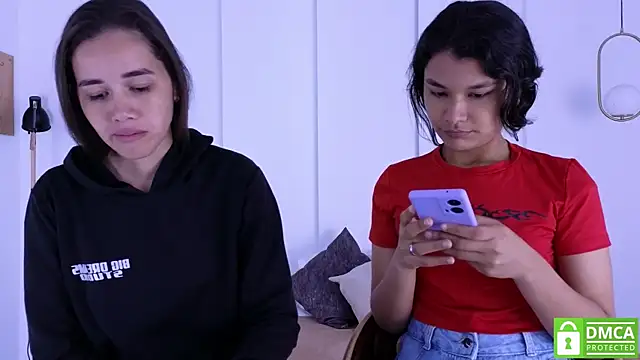 Snapshot of sexychanell_18 chatting on November 24, 1:22 pm sexychanell 18 online show from November 24, 1:22 pm