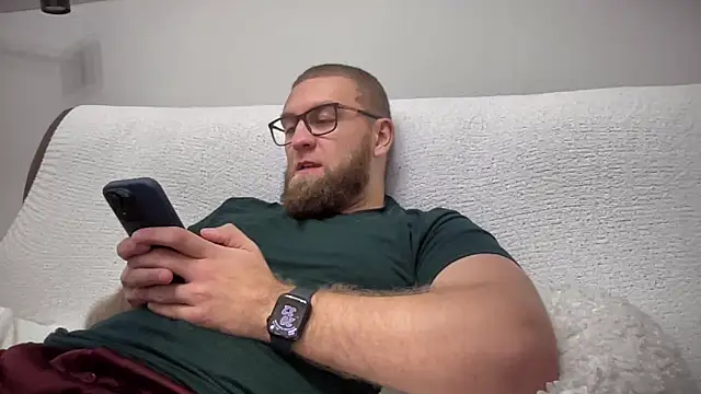 Bear bear  online show from December 6, 5:33 pm