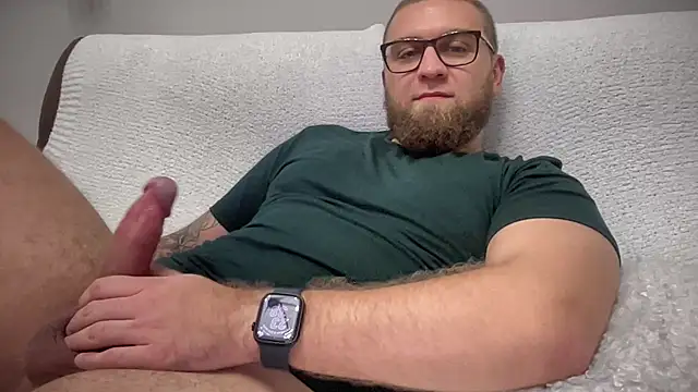 Bear bear  online show from December 6, 8:40 pm