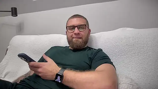 Bear bear  online show from December 7, 7:32 pm