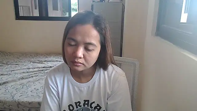 xTheLastVIRGINx online show from October 19, 4:57 am