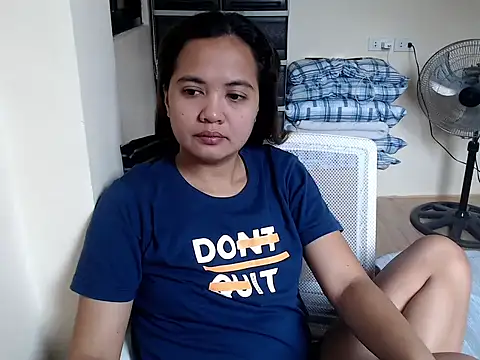 xTheLastVIRGINx online show from February 14, 4:53 am