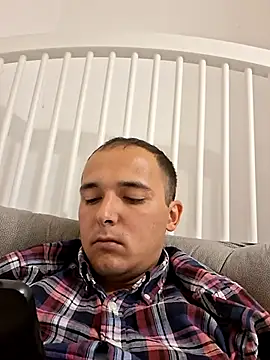 Snapshot of Vyrgin_boy chatting on March 28, 3:39 am Vyrgin boy online show from March 28, 3:39 am