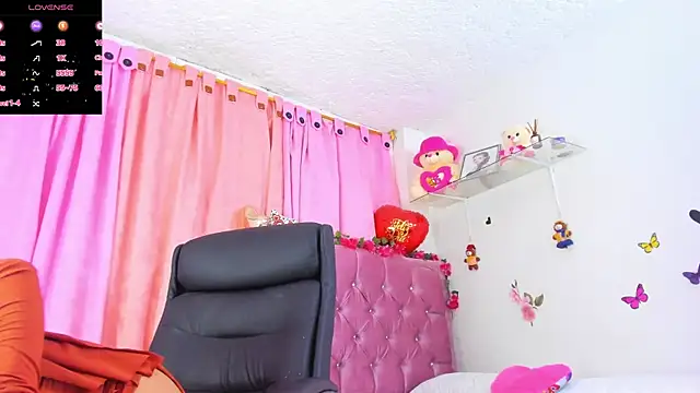 Snapshot of azahara_nagi chatting on April 22, 8:06 am azahara nagi online show from April 22, 8:06 am