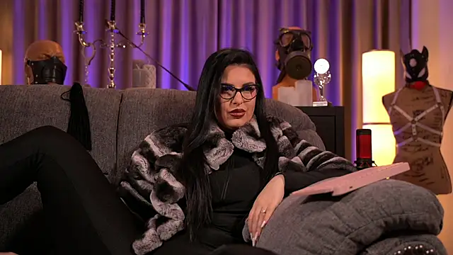 kelly kent online show from December 31, 4:27 am