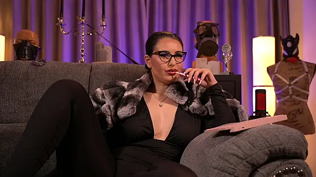 kelly kent online show from January 6, 2:26 am