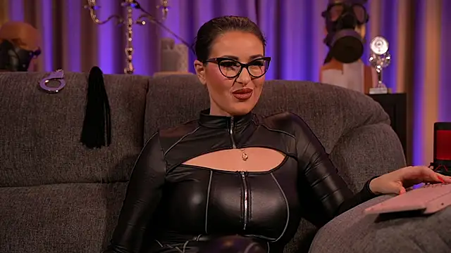 kelly kent online show from January 23, 1:08 am