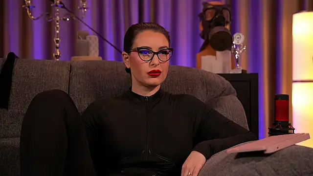 kelly kent online show from February 3, 10:54 pm