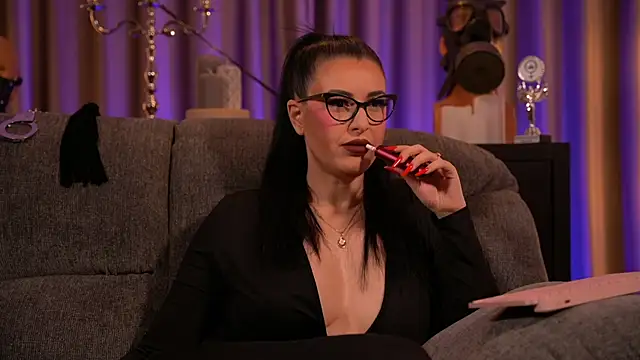 kelly kent online show from February 17, 11:53 pm