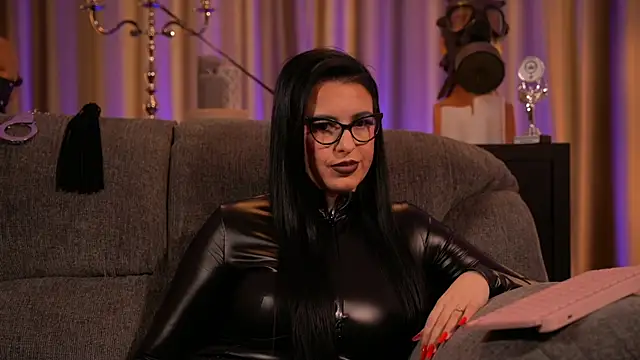 kelly kent online show from February 22, 9:48 pm