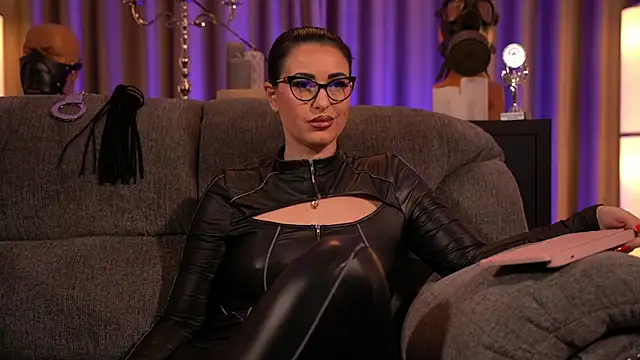 kelly kent online show from March 2, 3:56 am