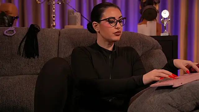 kelly kent online show from March 3, 4:47 am