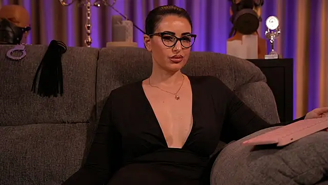 kelly kent online show from March 4, 3:22 am