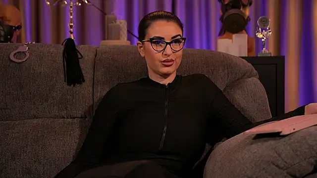 kelly kent online show from March 7, 4:24 am