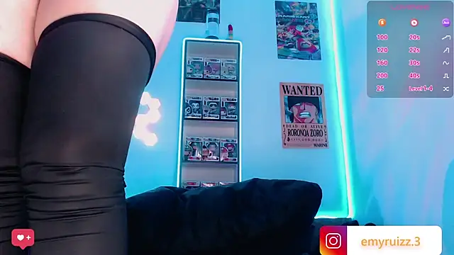 Emmy Ruiz online show from December 16, 1:42 am