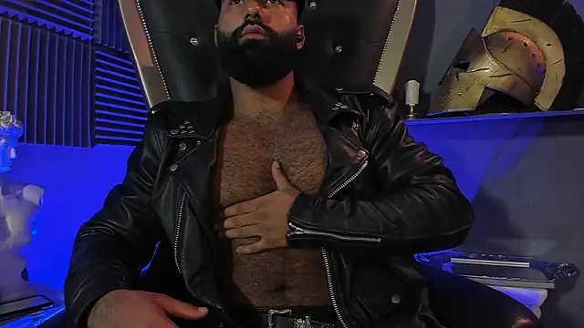 Snapshot of BeardAndrew chatting on April 1, 3:29 am BeardAndrew online show from April 1, 3:29 am