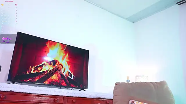 lara giraldo online show from October 8, 12:52 am