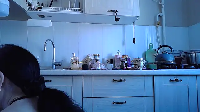 LediLedaxx online show from September 20, 7:20 am