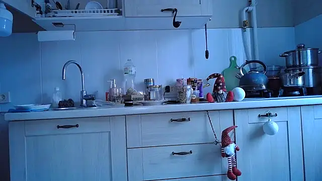 LediLedaxx online show from December 21, 9:16 am